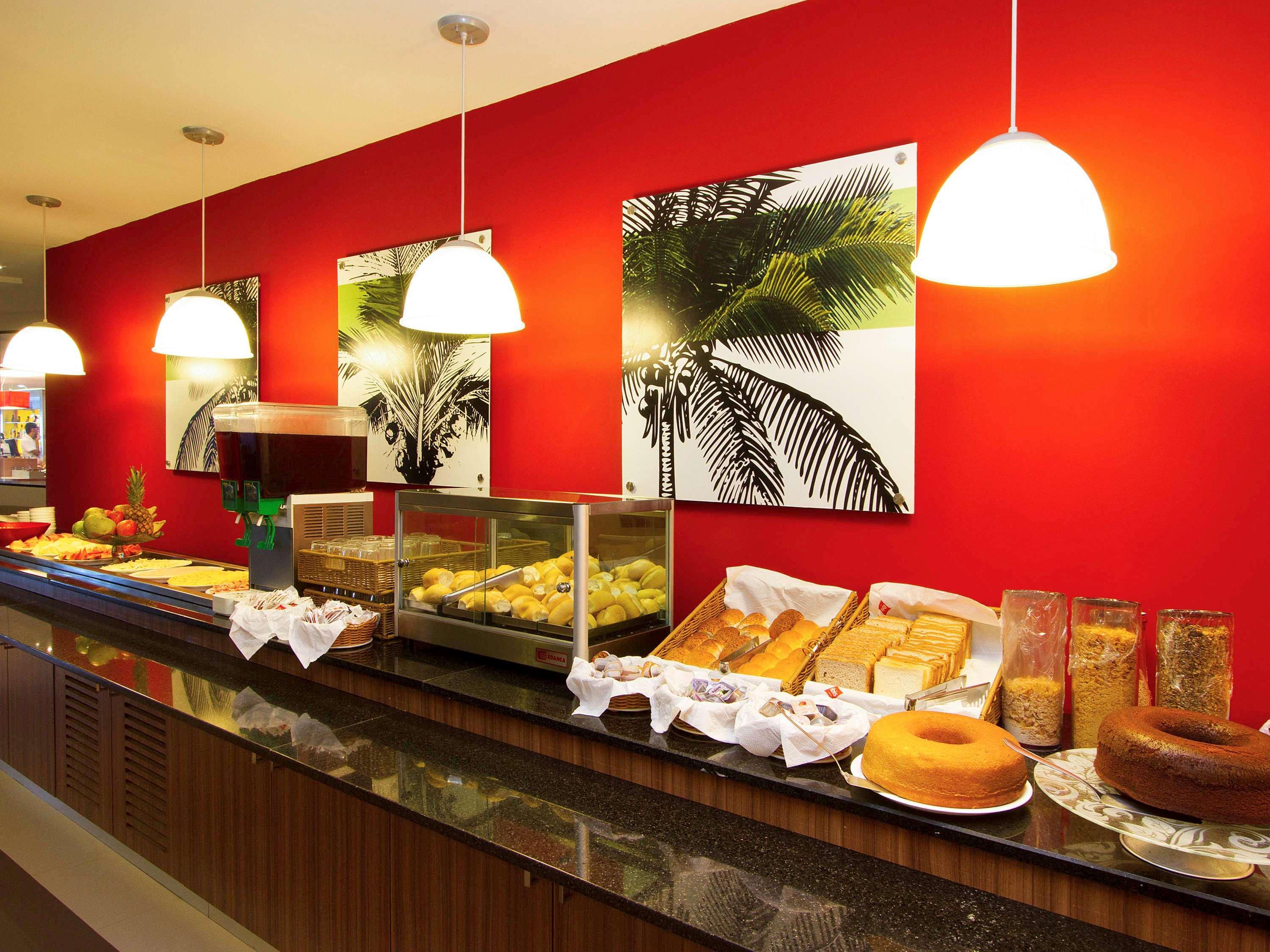 Ibis Maceio Pajucara Hotel Exterior photo