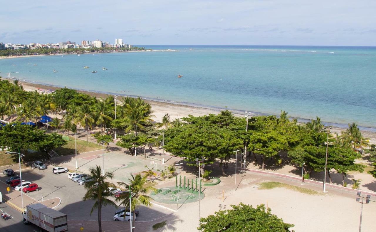 Ibis Maceio Pajucara Hotel Exterior photo